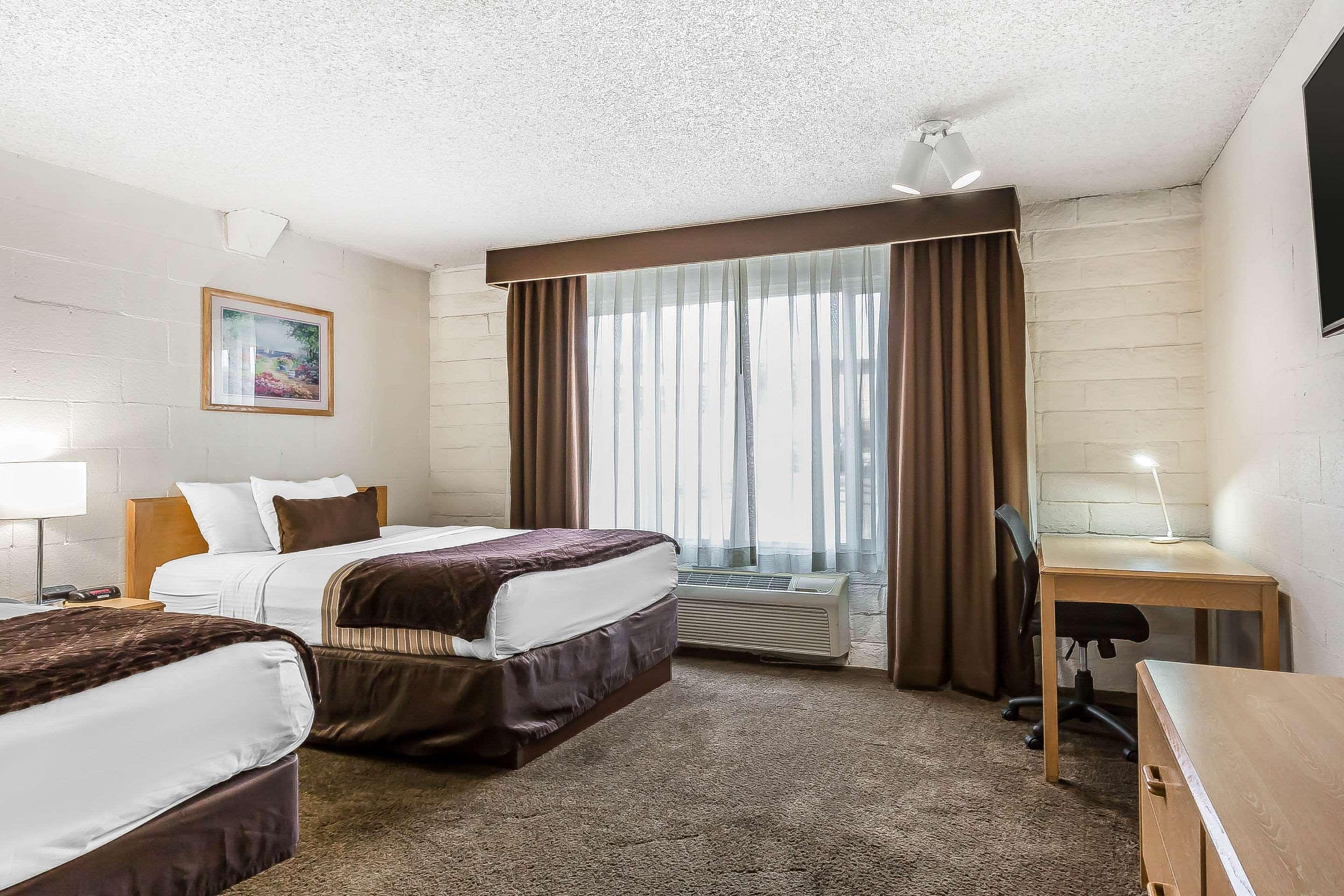 Econo Lodge Lake Elsinore Casino Eksteriør billede