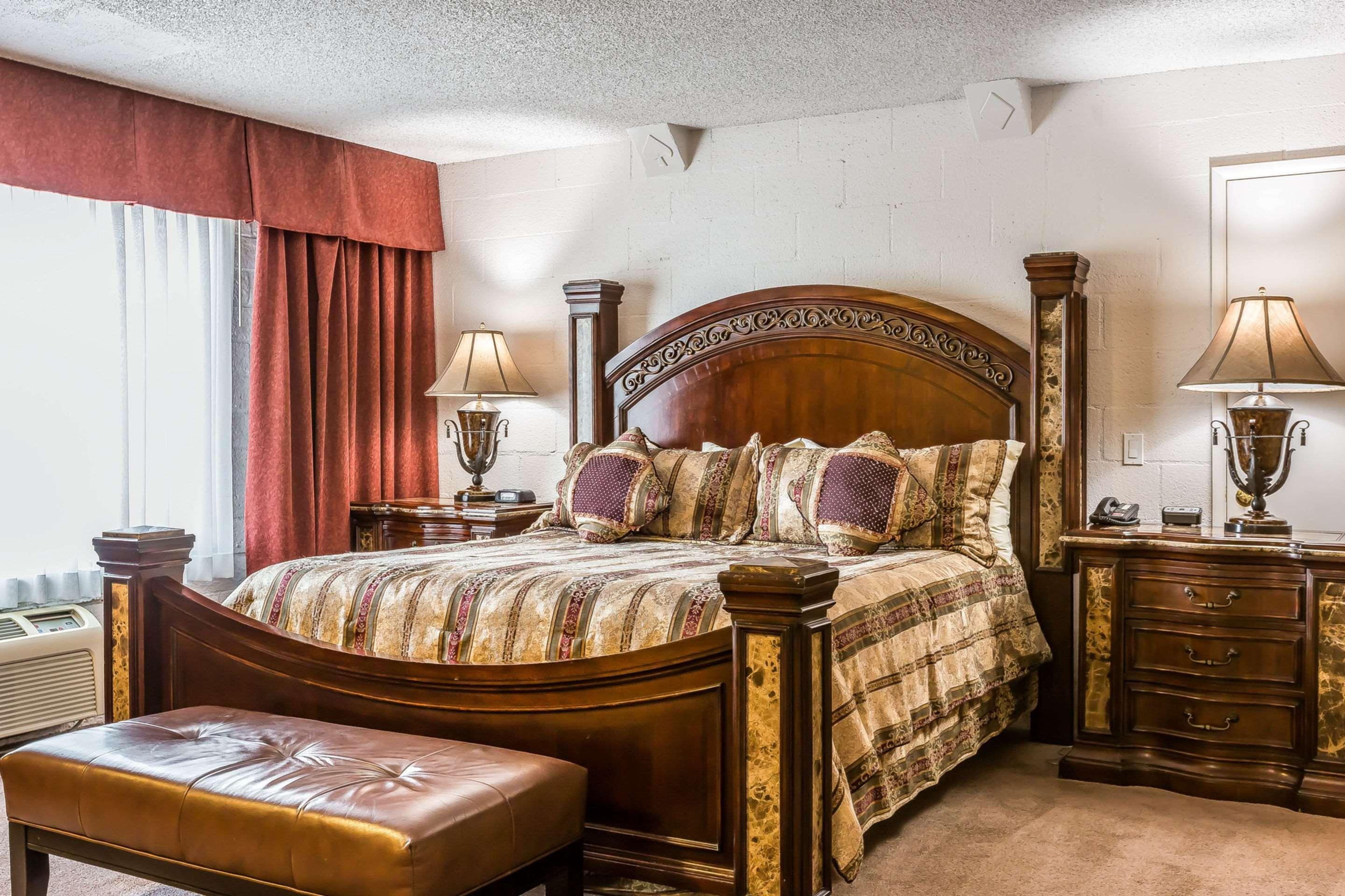 Econo Lodge Lake Elsinore Casino Eksteriør billede